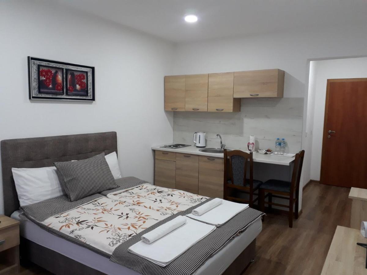 Apartments Karic Aerodrom Tuzla Dubrave Gornje 외부 사진