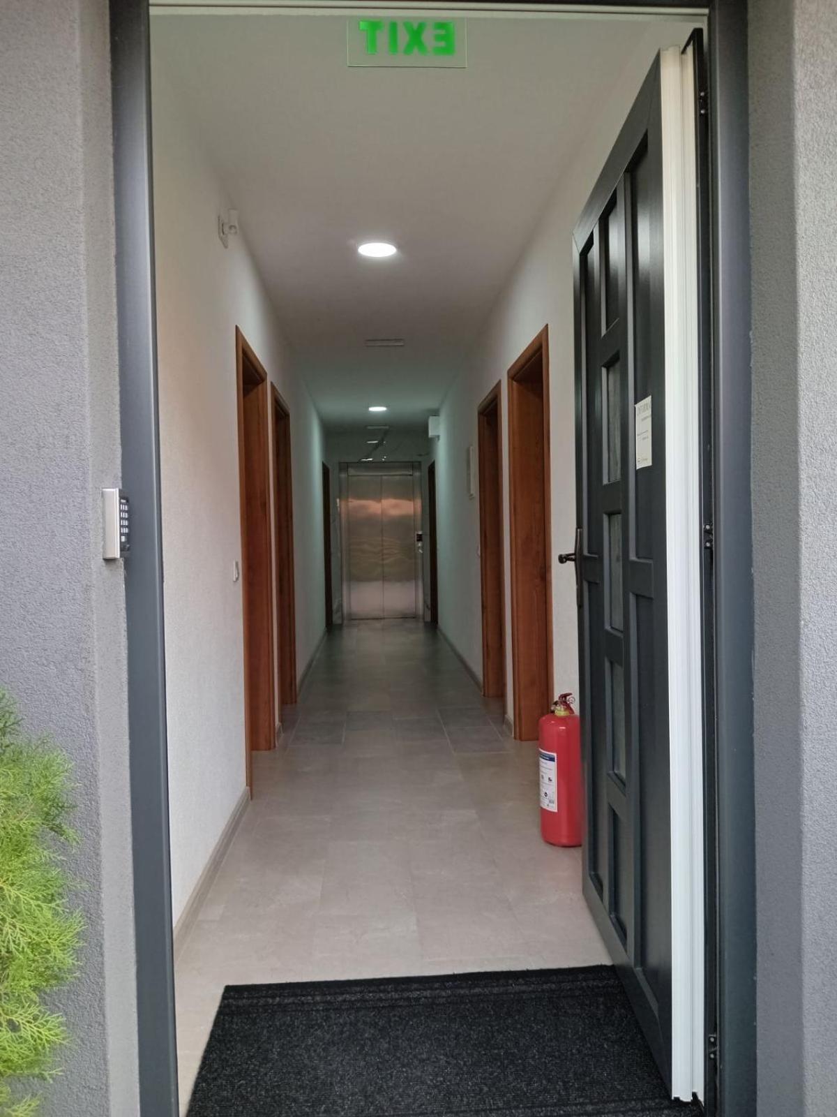 Apartments Karic Aerodrom Tuzla Dubrave Gornje 외부 사진