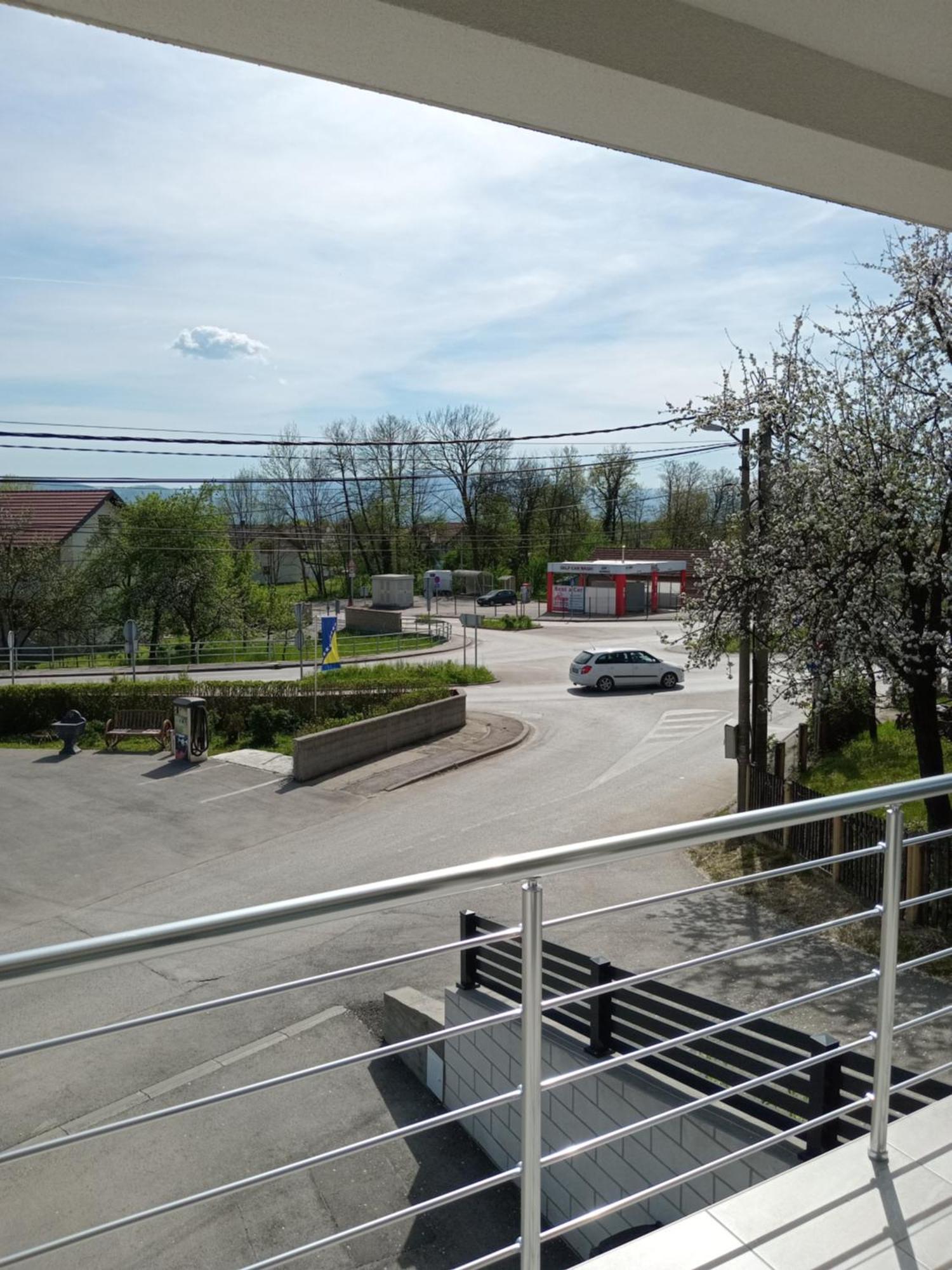 Apartments Karic Aerodrom Tuzla Dubrave Gornje 외부 사진